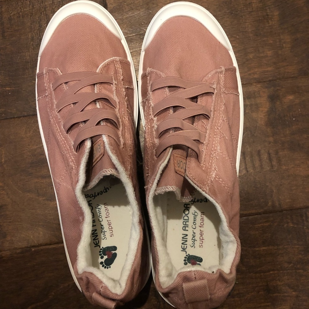 Jenn Ardor Canvas in Z Pink